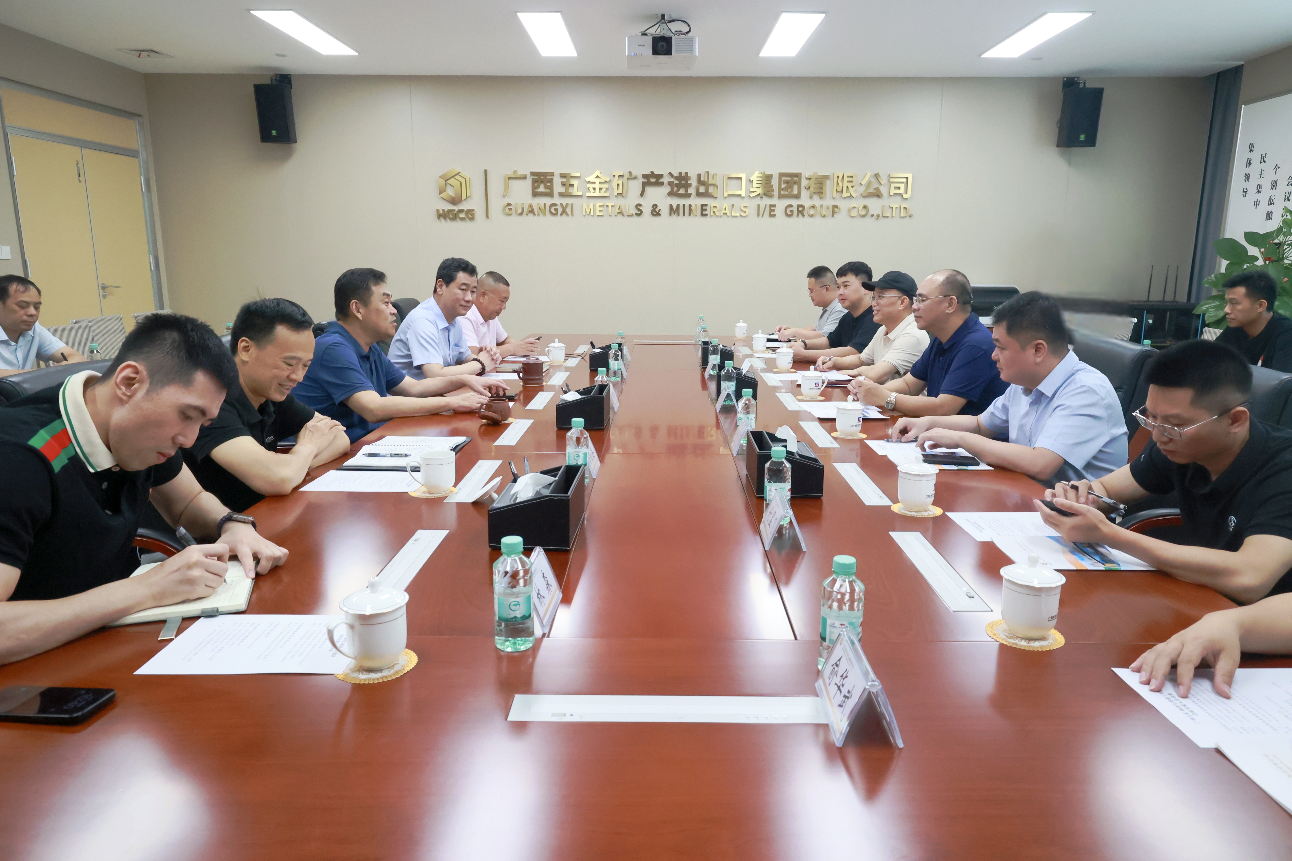 五礦動(dòng)態(tài) | 探索綜合能源合作新模式！曹津津會(huì)見(jiàn)貴港工投集團(tuán)隆永恒一行